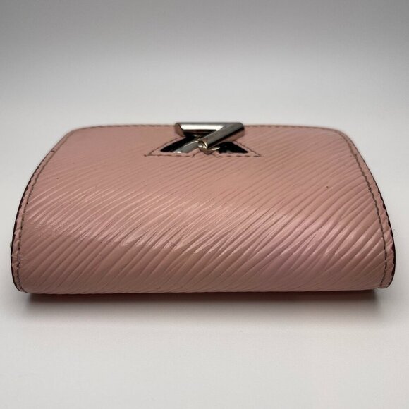 LOUIS VUITTON Twist Rose Ballerine Epi Leather Compact Wallet - Preowned - Picture 9 of 15